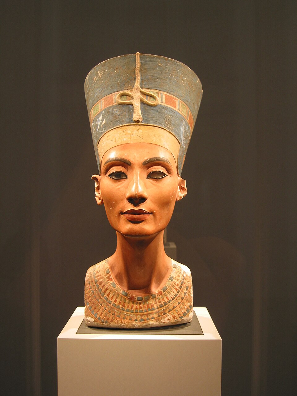Buste de Néfertiti